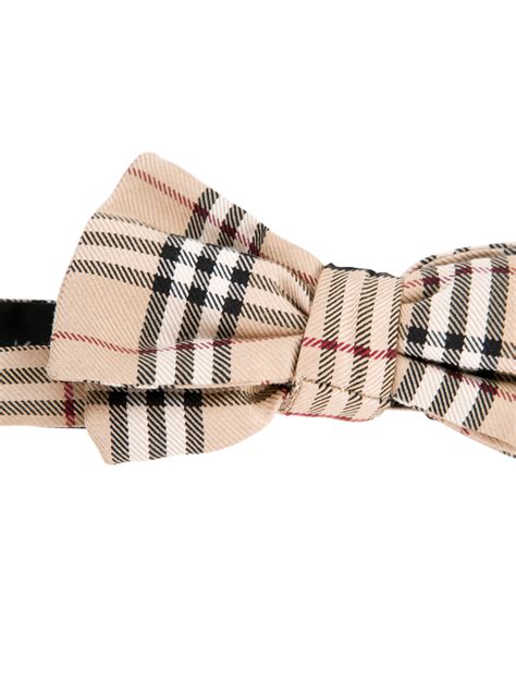 burberry bow tie for men.